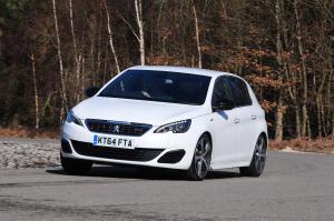 Peugeot 308 GT 2015 года